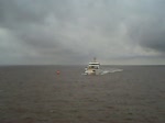 Das Frisia-F�hrschiff Frisia VI l�uft durch das Busetief am 12.8.2009
H�he ...