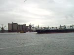 Chemtrans Sun,227m lang 32m breit,einlaufend Oelhafen Europoort Rotterdam.16.11.08