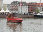 Das historische LSCHBOOT 1 aus Bremen nimmt am 29.04.2012 an der Deutschen Meisterschaft im Auf dem Teller drehen im Neuen Hafen von Bremerhaven teil.