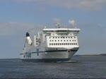 Die Nils Holgersson IMO-Nummer:9217230 L�nge:189.0m Breite:28.0m Baujahr:2002 Bauwerft:SSW Schichau Seebeck Shipyard,Bremerhaven Deutschland l�uft am 18.07.10 in Travem�nde ein. 