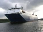 Die Finnsky IMO-Nummer:9468906 Flagge:Finnland L�nge:189.0m Breite:26.0m Baujahr:2011 Bauwerft:Jinling Shipyard,Nanjing China auf dem Nord-Ostsee-Kanal bei Rendsburg am 22.04.12