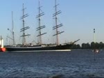 unter Motor/291/die-viermastbark-sedov-bei-der-auslaufparade Die Viermastbark Sedov bei der Auslaufparade des 822 Hamburger Hafengeburtstag am 08.05.11 vor Schulau Wedel.