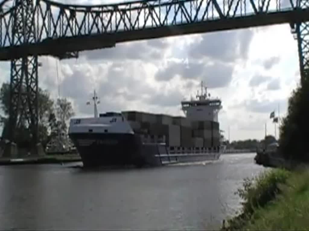 Die Endeavor IMO-Nummer:9312195 Flagge:Niederlande Länge:136.0m Breite:22.0m Baujahr:2005 Bauwerft:Daewoo Mangalia Heavy Industries,Mangalia Rumänien auf dem Nord-Ostsee-Kanal bei Rendsburg am 09.06.11