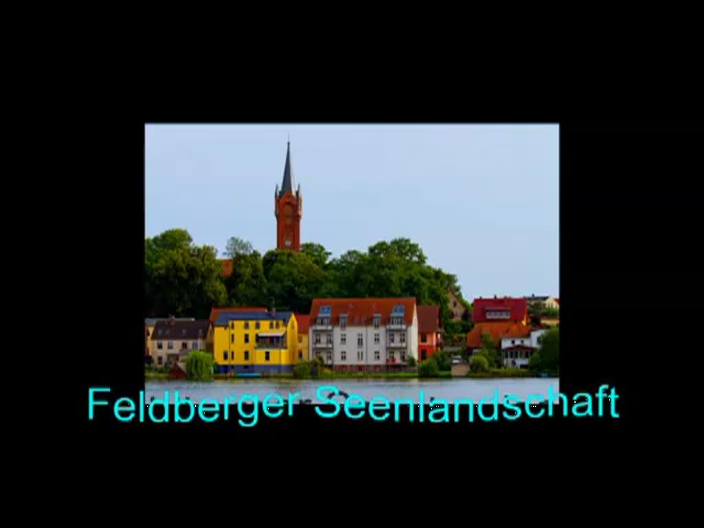 Feldberger Seenlandschaft erkundet mit einem Elektroboot vom Bootsanleger am Stadtpark ber den  Haussee , durch den  Luzinkanal  mit einem Abstecher zur Gaststtte  Altes Zollhaus , danach einmal um den  Grossen Luzin  und zurck zum Bootsanleger. - August 2012