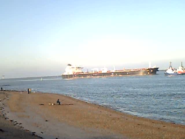 Matterhorn Spirit,253m lang,42m breit,14,8m Tiefgang,einlaufend oelhafen Europoort Rotterdam.2.1.2009