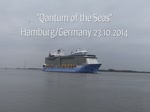 Im Oktober 2014 war die Quantum of the Seas, das drittgrößte Kreuzfahrtschiff der Welt, zu Gast im Hamburger Hafen und lag für Inspektionsarbeiten bei Blohm & Voss im Dock. 
Länge: 348 Meter
Breite: 41 Meter
Tiefgang: 8,5 Meter
Tonnage: 167.800 BRZ
Geschwindigkeit: 22 Knoten
Passagierkapazität: max. 4.180 Gäste
Decks: 18