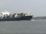 Die CSAV Rupanco passiert auslaufend aus Hamburg das Willkommen Hft in Schulau Wedel am 14.04.12 IMO-Nummer:9346017 Flagge:Liberia Lnge:231.0m Breite:32.0m Baujahr:2008 Bauwerft:Shanghai Shipyard,Shanghai China sie hat Stellpltze fr 3534 TEU.