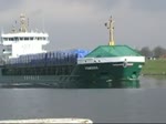 Die Fembria IMO-Nummer:9350771 Flagge:Isle of Man Länge:117.0m Breite:17.0m Baujahr:2006 Bauwerft:Qingdao Hyundai Shipbuilding,Qingdao China passiert auf dem Nord-Ostsee-Kanal die