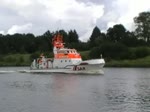 Der Seenotkreuzer Theo Fischer Flagge:Deutschland Länge:23.0m Breite:6.0m wird auf dem Nord-Ostsee-Kanal am Welcome Point Rendsburg begrüßt.Aufgenommen am 26.08.12