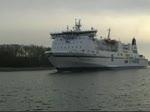 Die Robin Hood IMO-Nummer:9087465 Flagge:Deutschland Länge:180.0m Breite:27.0m Baujahr:1995 Bauwerft:STX Finnland Cruise,Rauma Finnland auslaufend aus dem Hafen von Travemünde am 18.03.10