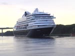 Die Prinsendam IMO-Nummer:8700280 Flagge:Niederlande Länge:204.0m Breite:30.0m Baujahr:1988 Bauwerft:Wärtsilä Shipyard,Turku Finnland passiert Brauer's Aalkate in Rade am Nord-Ostsee-Kanal am 05.06.16